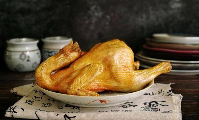 如何做出美味的整只鸡 f7d4cd6b14944631b0bd88471e765553.jpeg