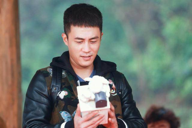 上节目被嘲,结婚后也被吐槽,昔日男神杜淳到底做错了什么?_印小天