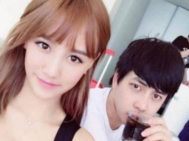 原创斗鱼南波儿离婚后和前夫依旧联系密切遭水友怀疑假离婚真敛财