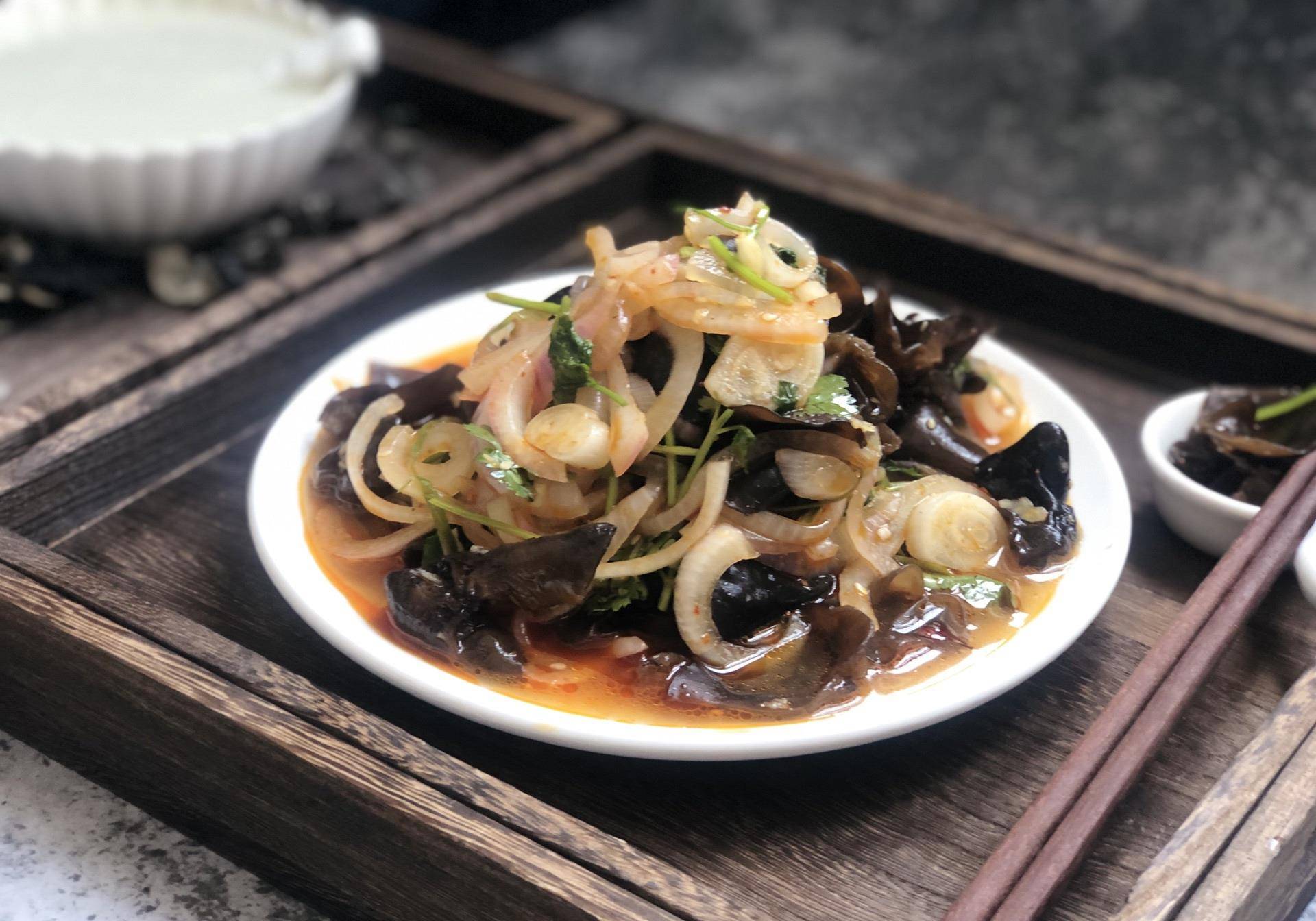 洋葱炒什么菜好吃又营养 dd7f88d7f6244ef6a089891c9f168bc3.jpeg