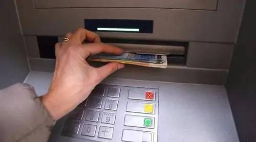 gdp和百姓无关_与我无关图片(2)