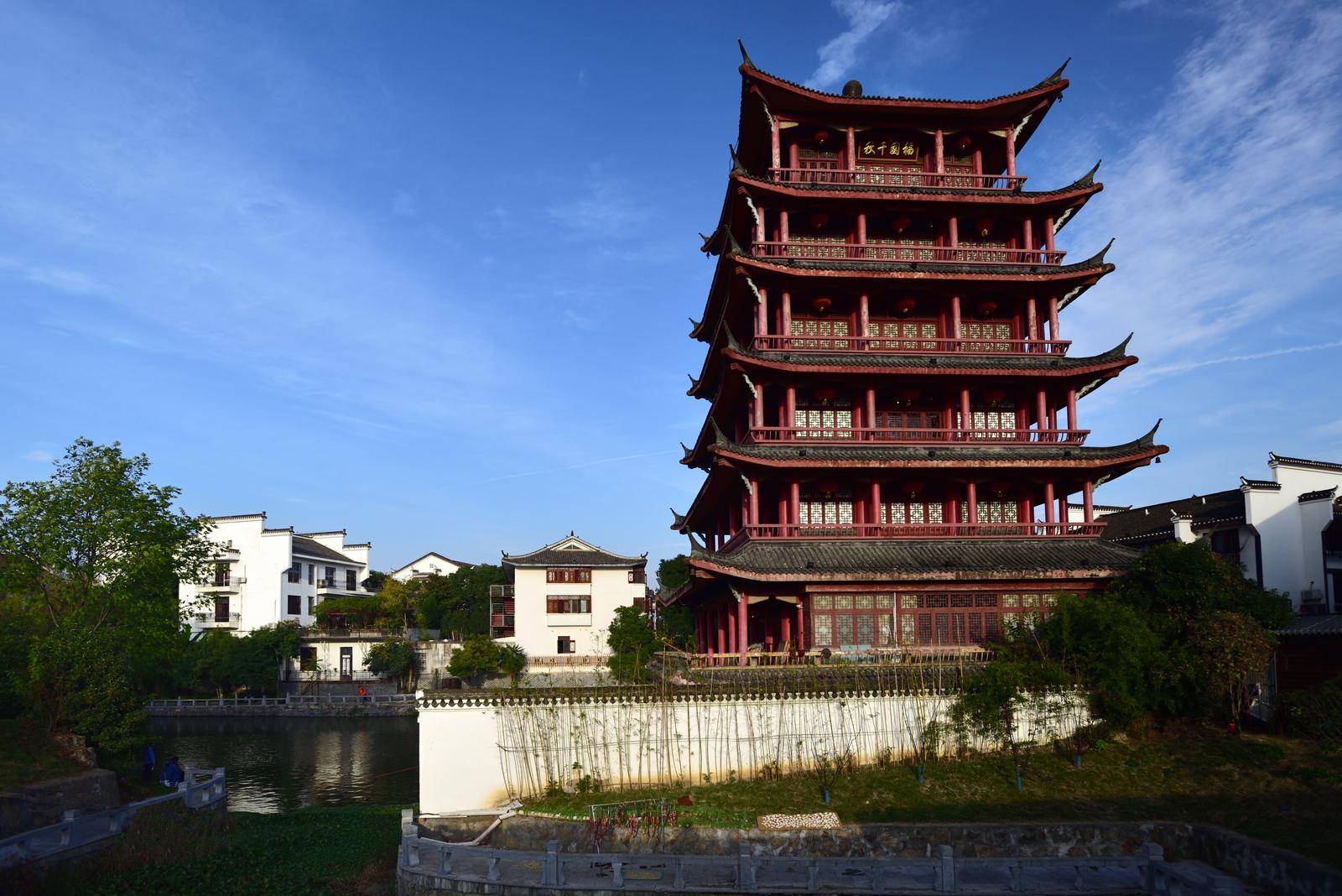 原创安徽一座不是很出名的古镇,是5a景点还免费,米饺是当地一大特色