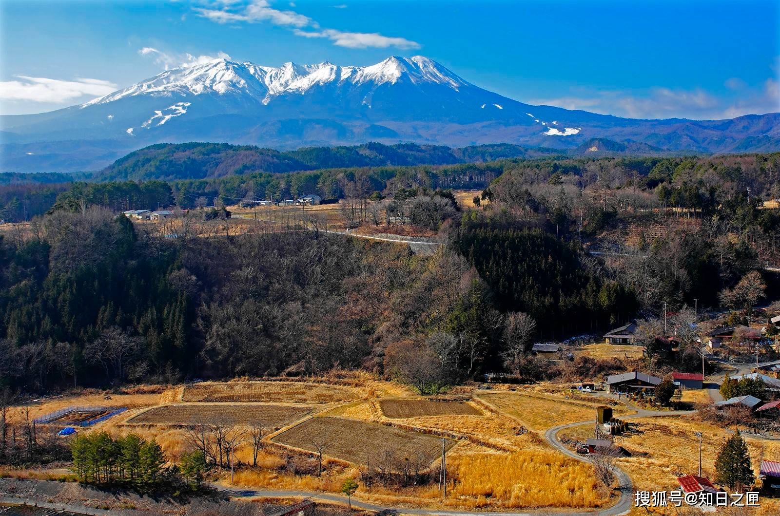 彻底贯彻「农山渔村」文化，日本评选出最美的10个村庄。