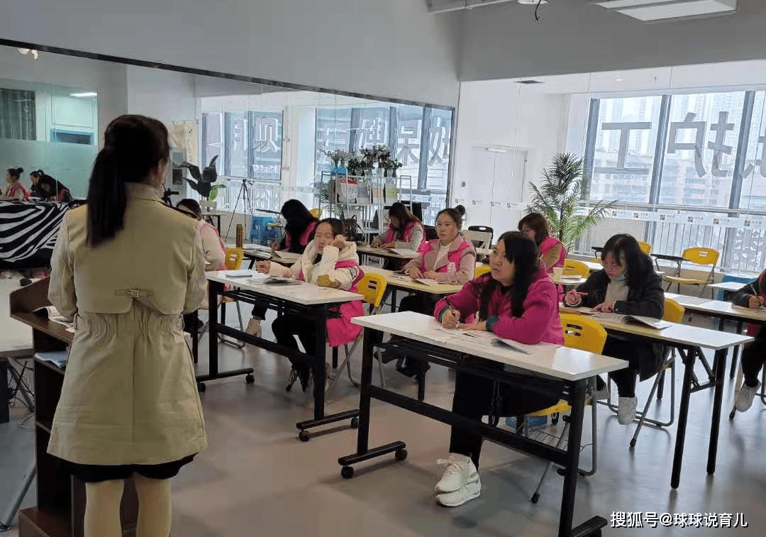 想请月嫂这些误区你一定要了解(图1)