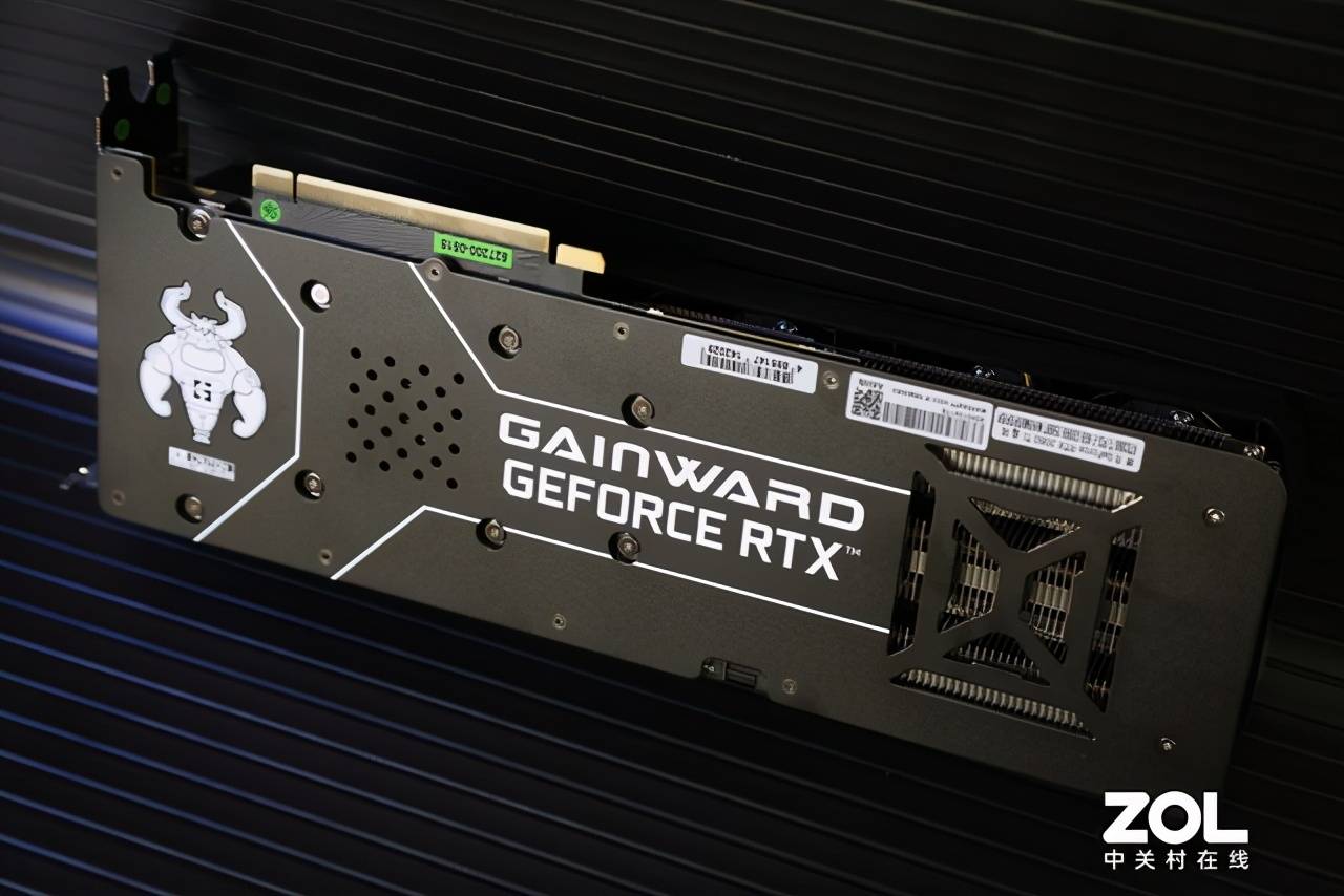 耕升geforce rtx 3060 ti追风显卡的整体尺寸为315×125×49mm,相对