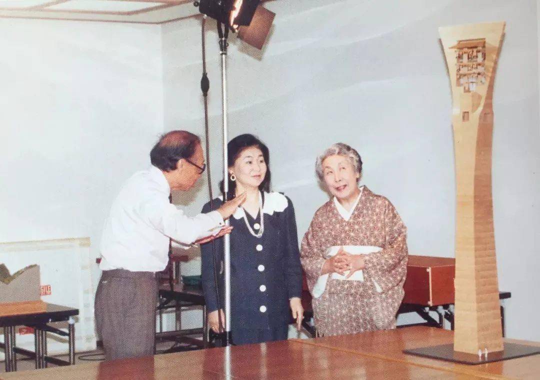 【智桥荟】主动归还中国文物的日本女人_小山