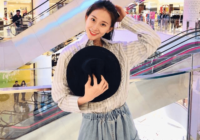 原创26岁韩国艺术体操女神，因身材发育过猛退役，择偶标准宁泽涛