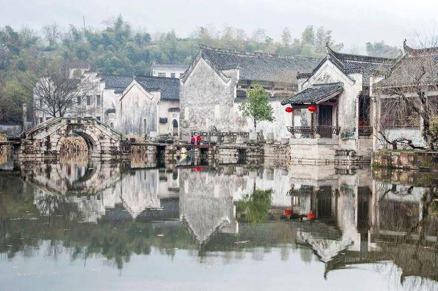 藏在深山里的古村，建于东汉三国，已有千年历史，誉为江南第一村