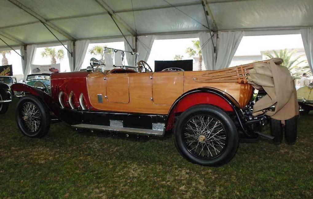 希特勒第二辆奔驰90马力坐牢期间订购刑满释放当天正好交付