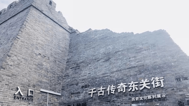 扬州小吃街“火”了，长达1122米，美食古迹在此聚集深受欢迎