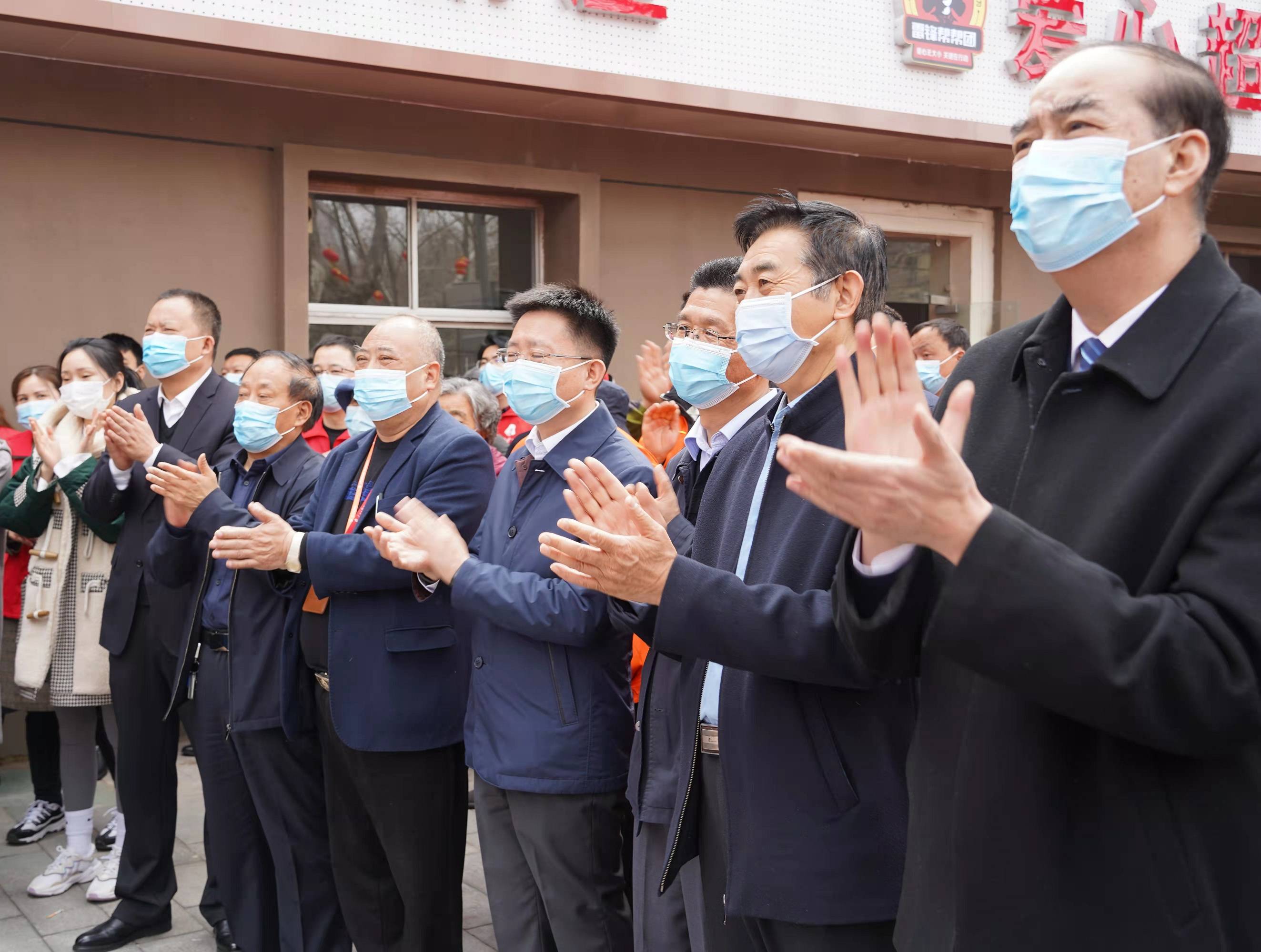 郑州二七区大学路街道办嵩山社区李瑞书记在谈到举办这场活动的意义