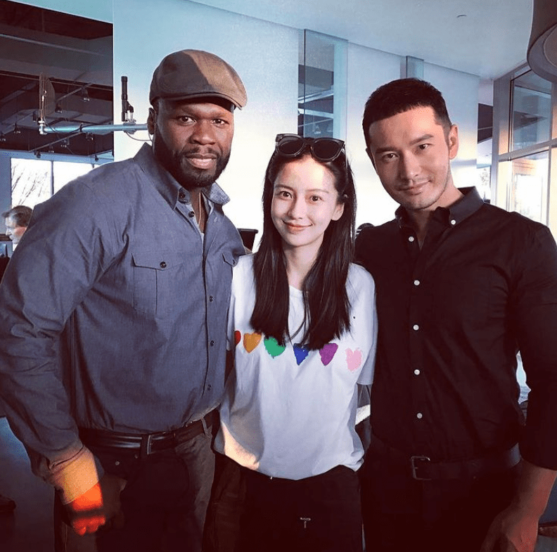 angelababy自呛正常人谁会叫baby啊和李鸿其谈恋爱看极光