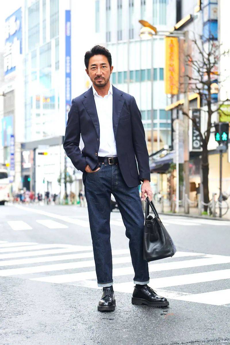 原创西装打造型男范会穿的男人搭配这两条裤子造型时髦显气质
