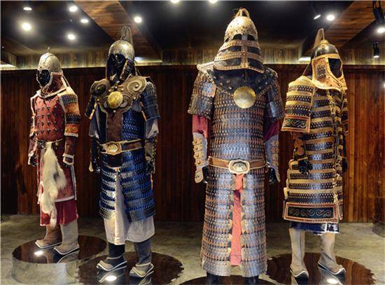 格拉茨军械博物馆,里面竟有一件精钢战裙,刷新人们对铠甲的认知