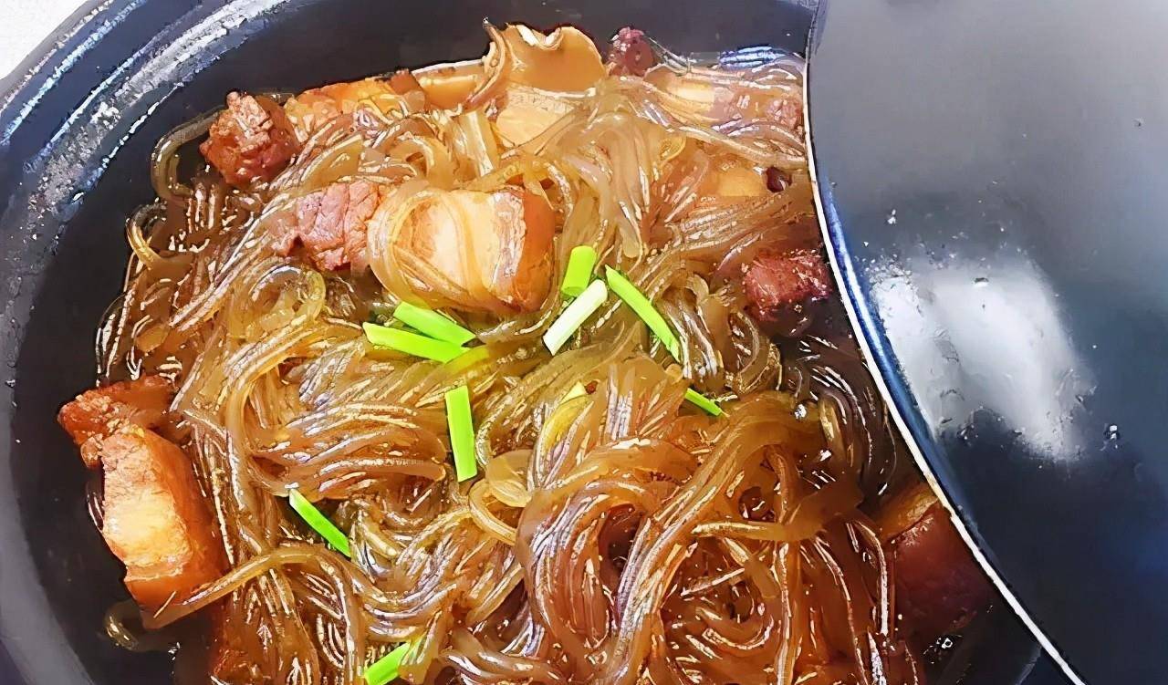 什么炖粉条汤好吃又简单 1acbde0c89164664939b25da7cdd39c2.jpeg