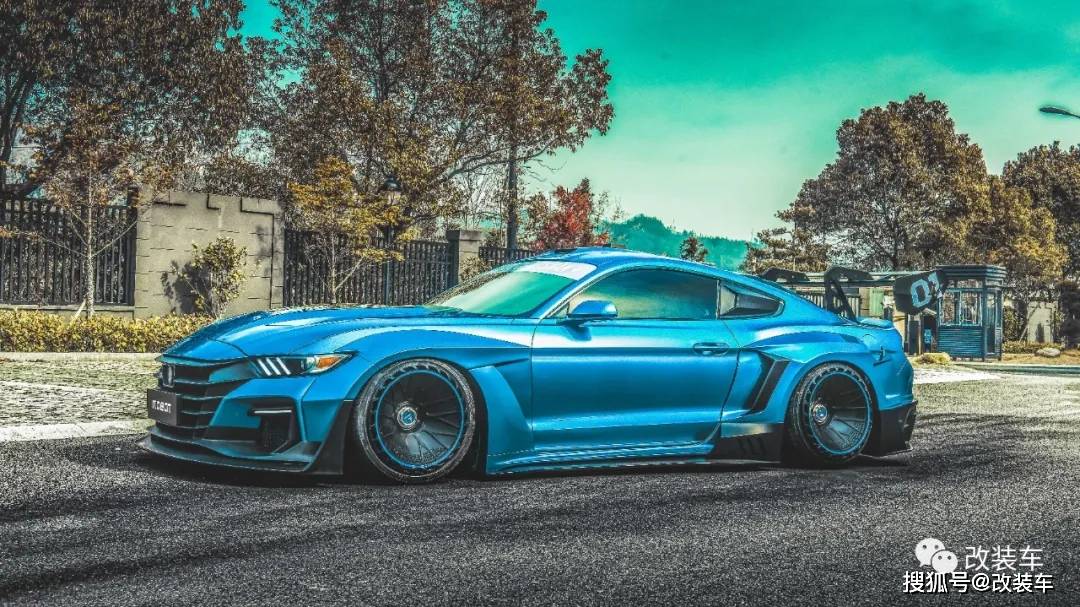 车主宋朝的这台小蓝马,也有幸地成为国内第一台装上黎明套件的车