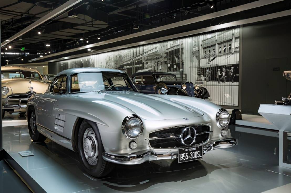 上海汽车博物馆馆藏:奔驰300sl