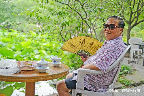 中国“安逸之城”，以“悠闲生活”著称，市民一杯茶可以坐一整天