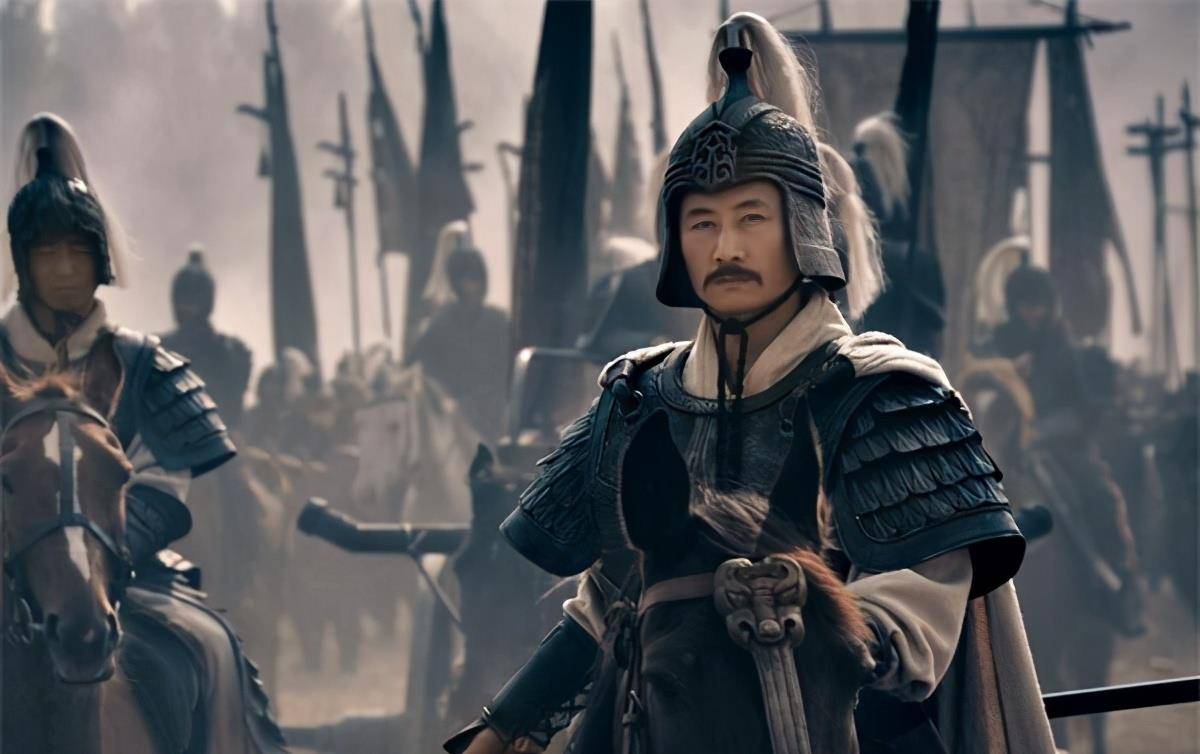 东吴的一位猛将曾力战张辽救了孙权一命