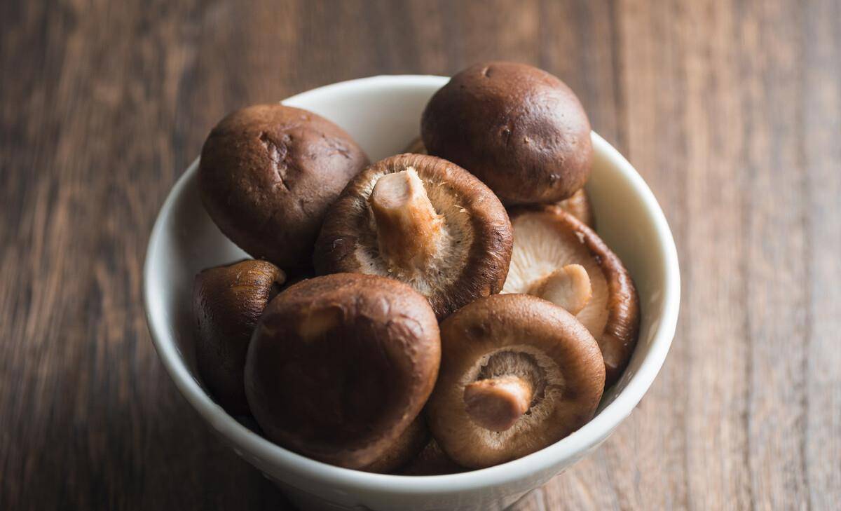 咋样快速泡发香菇 96eeb5e2d23841cbad90cb17b173d209.jpeg