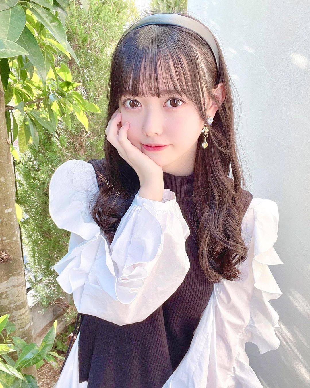 高中生偶像「松本ももな」迷蒙双眼 深邃卧蚕甜到让人快蛀牙_放电