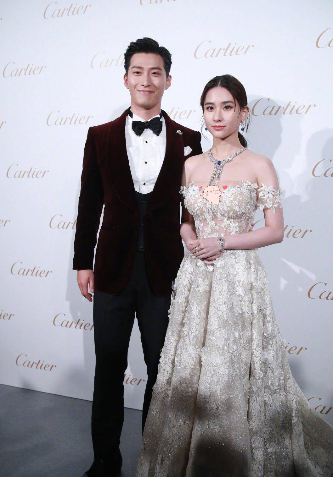 何超莲窦骁婚礼上两位妈妈的穿着 dc20f6498db24b3e9c4ca5e88be24a06.jpeg