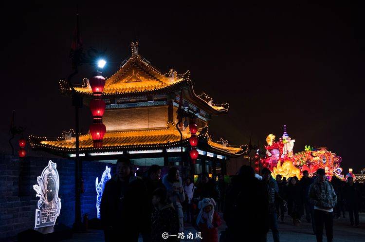 中国最早的国际旅游城市，入选世界十大古都，不是北京