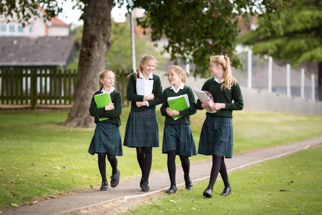 世外桃源中的女子学校sherbornegirlsschool谢伯恩女子中学