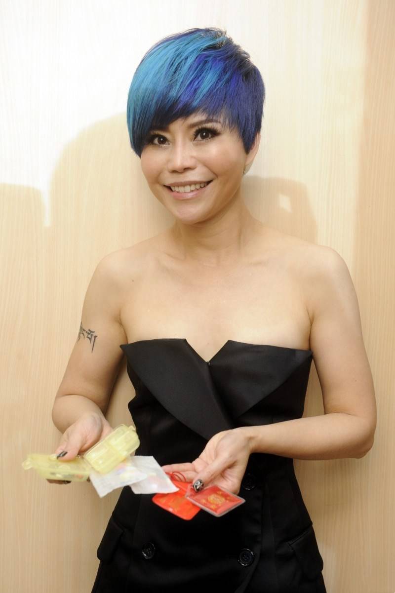 知名歌手詹雅雯近况凄惨每日需吞30多颗药物体重只剩42公斤