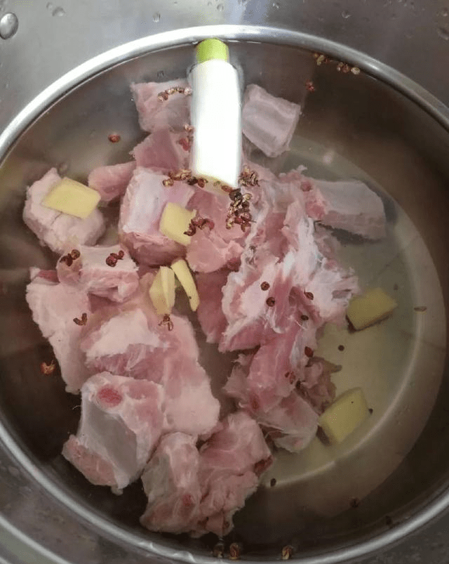 什么炖排骨孩子喜欢吃 7d172f9f4e024a958096705fbbe38a11.png