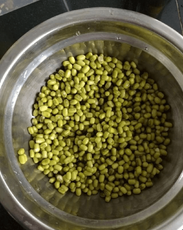 自己怎样生豆芽窍门 a55cd57186774845963d2eaf678a7af7.png