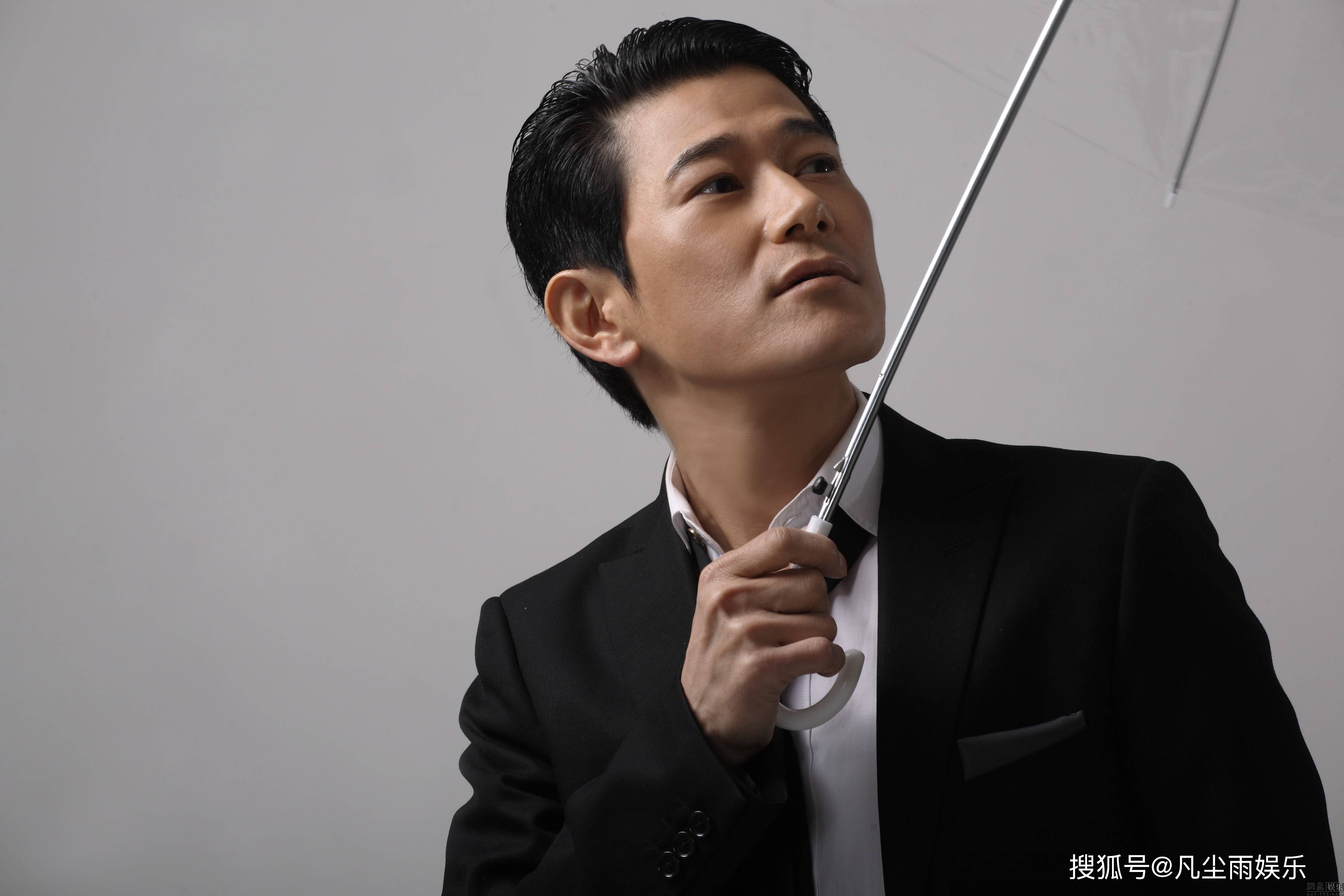 矢野浩二发文盼回中国拍戏,坚持让女儿入中国籍,为何如此爱中国