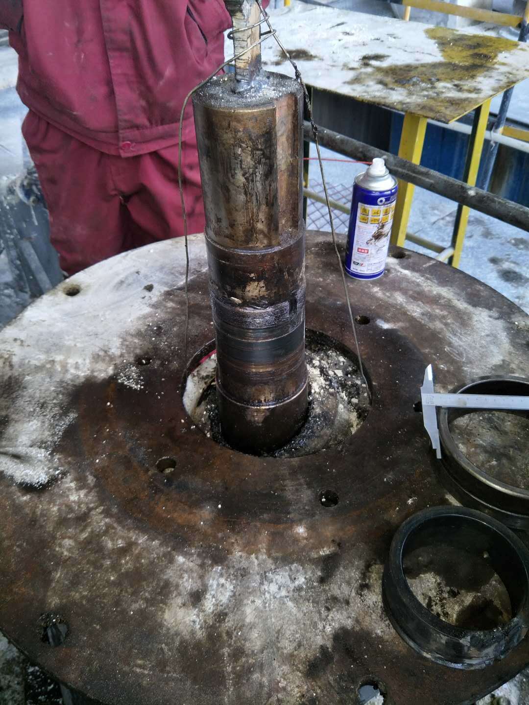 球磨机小齿轮轴紧急修复用什么材料?