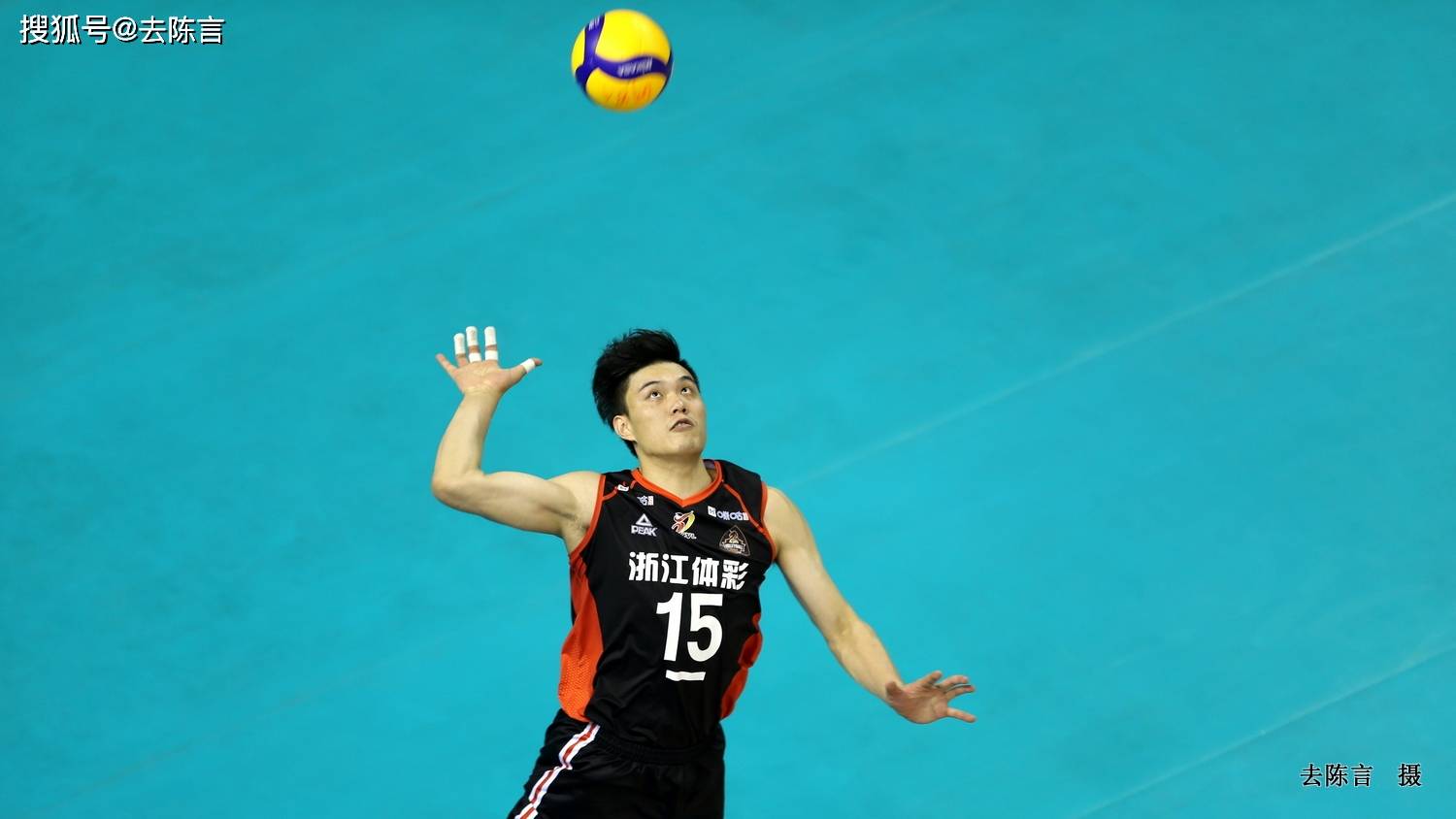老将的风采 浙江体彩男排队长 金志鸿