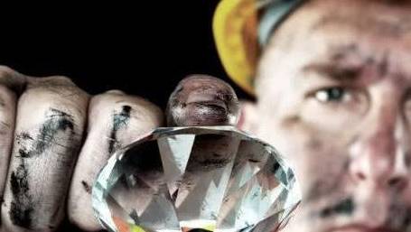 世界唯一的钻石公园，游客挖到钻石就归自己，至今已挖出2万多颗