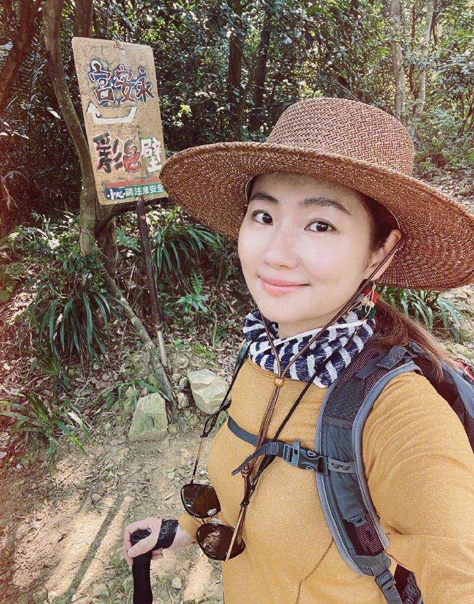 原创经历烧伤遭婚变39岁任家萱回应感情状态保养得宜童颜未老