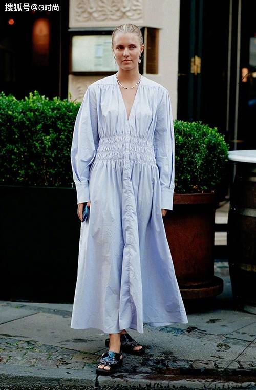 长袖连衣裙什么牌子好|长袖连衣裙十大品牌排行榜 (长袖连衣裙什么季节穿)