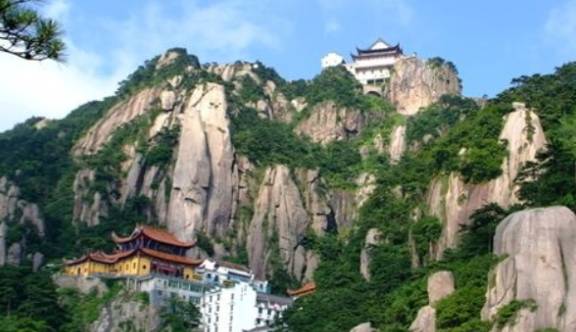 中国“最著名”的名山，每年香火旺盛，现已成为新的世界地质公园