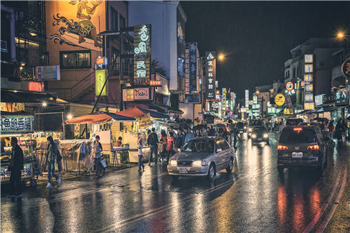 成都本市人口_成都夜景