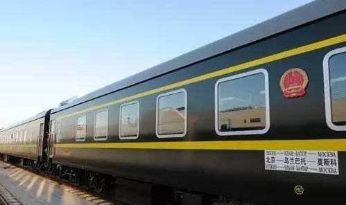 中国最“幸福”的火车，跨越四季途径三国，一周只有一趟！