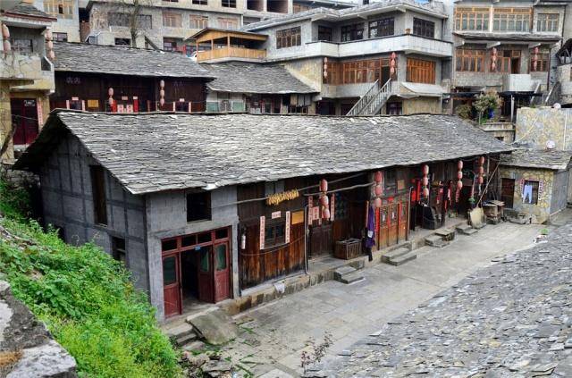中国最美的石板村，房屋用石板砌，就连屋顶都用石板盖