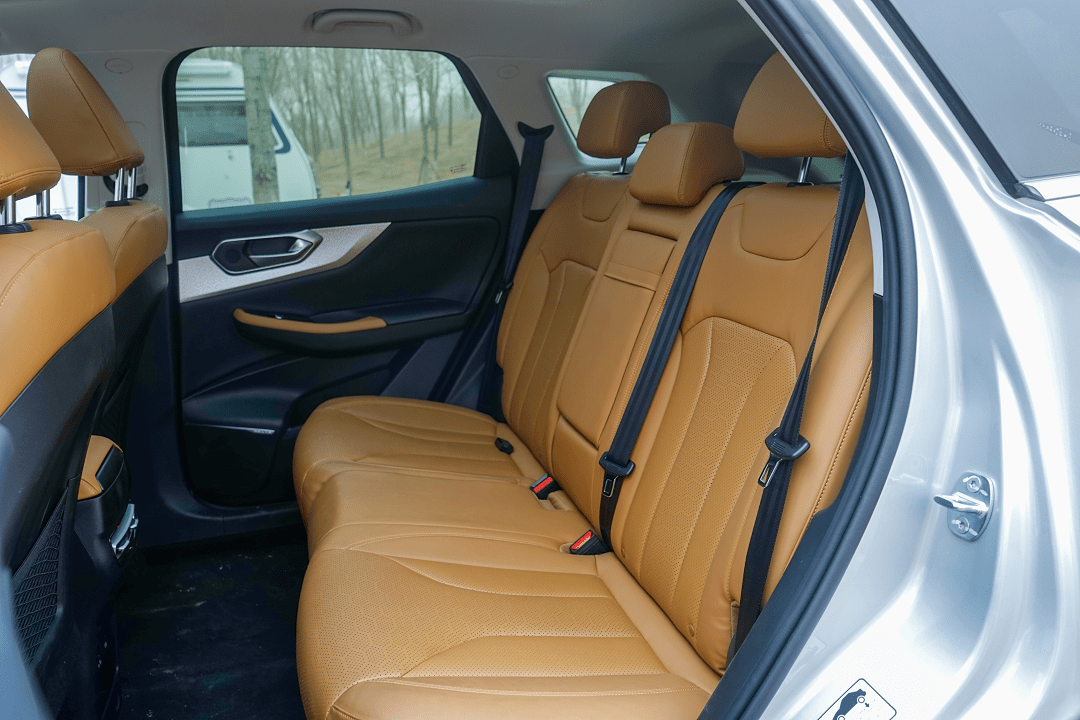 空间充满惊喜智商碾压同级超长轴距ar实景beijingx7深度体验