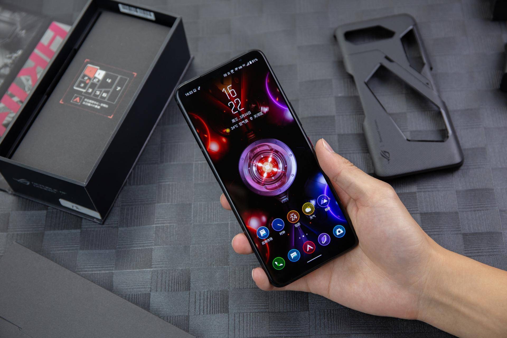 如何让骁龙888时刻保持冷静rog游戏手机5有诀窍