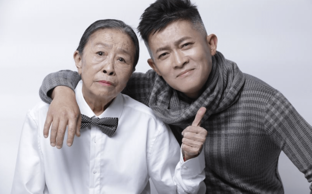 又一艺术家因病离世,杨志刚称她为干妈,曾表示:女人要活出自己_张少华