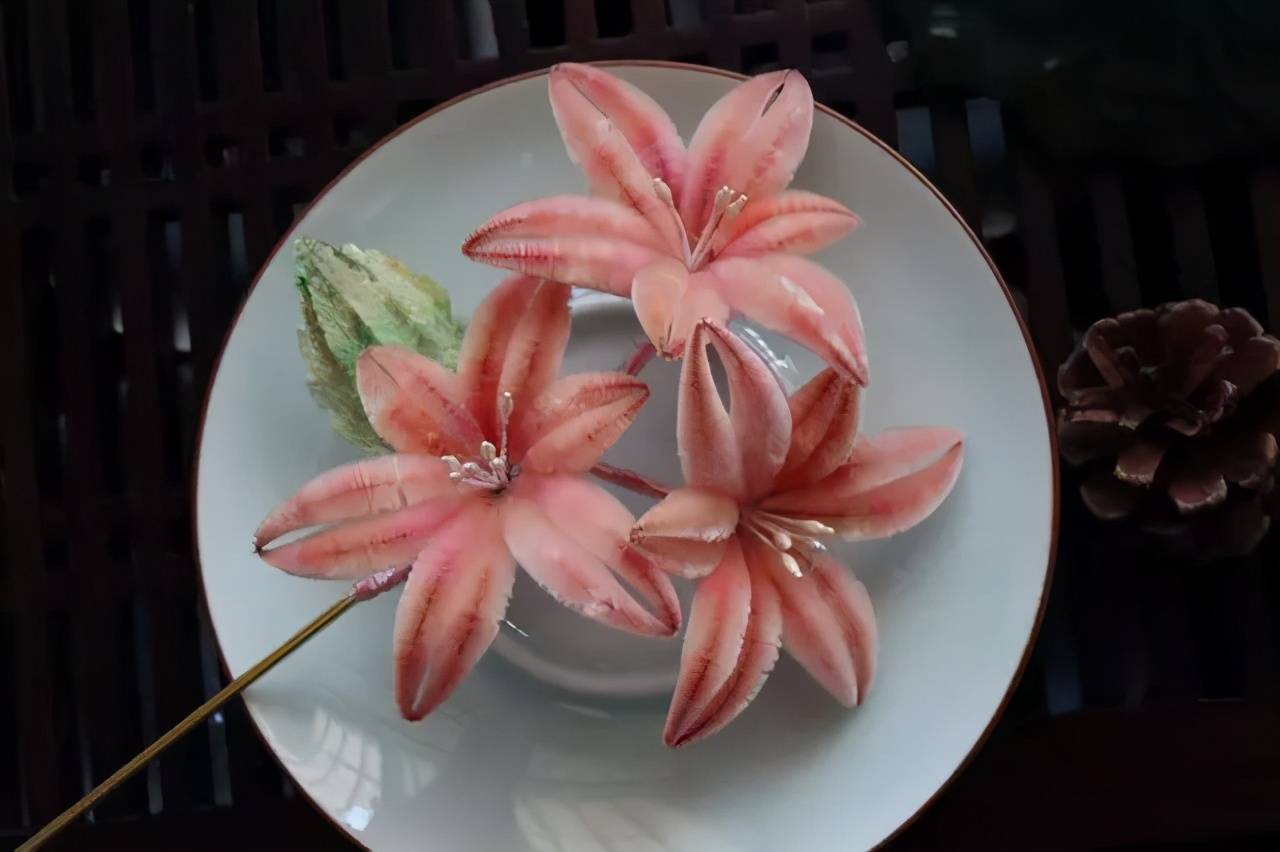 非遗绒花,绽放在清宫剧中的非遗珍萃!