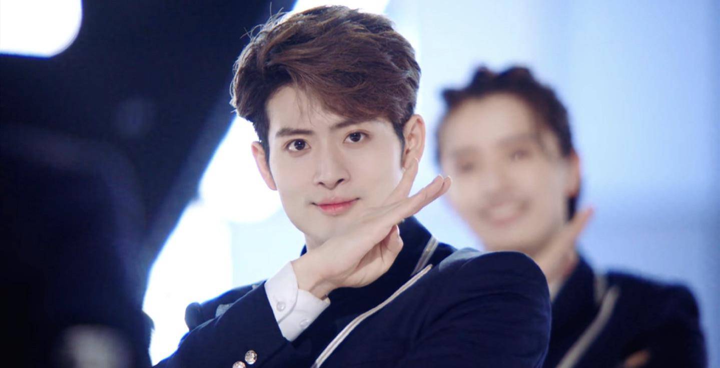 联投,镜头多,皇族剧本,艾回扯下了《创4》最后一块遮羞布?