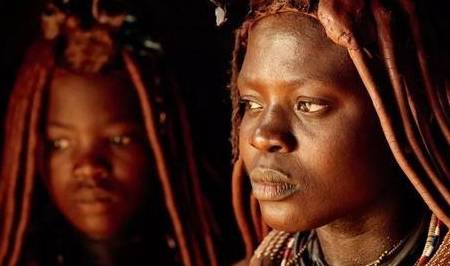 为什么非洲一部落女子从不穿衣，男子一般都活不过15岁？