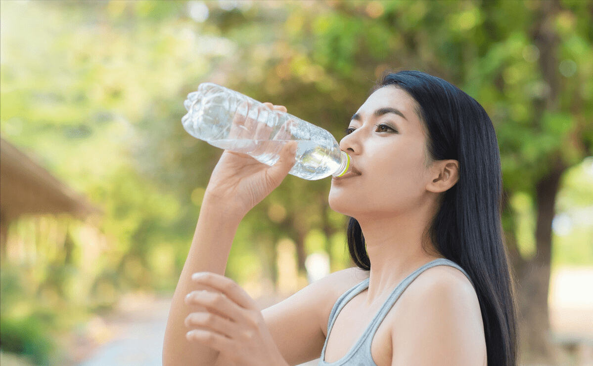 喝完水很快就要小便 是肾功能不好 看专家怎么说 膀胱