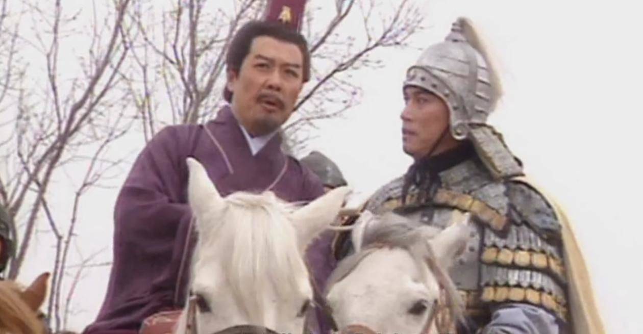 陆逊追杀刘备，为何看到一白袍老将，转身就走？_赵云