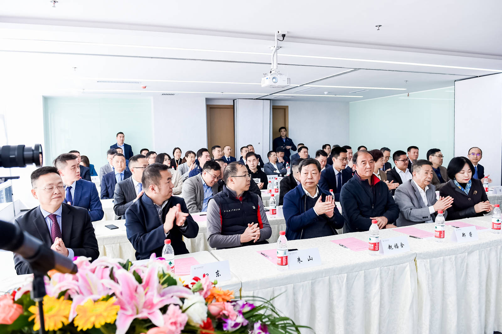 贵阳律师事务所排名_贵阳律师证件图片